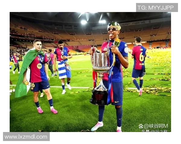 中超精彩对决阿森纳大胜巴萨5-0逆转瞬间引发全场热烈反响