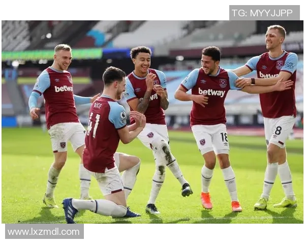 本菲卡友谊赛逆转热刺乌龙球成比赛转折点引发热议 本菲卡友谊赛逆转热刺乌龙球成比赛转折点引发热议