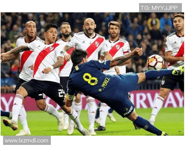 德甲精彩对决波尔图与尤文图斯战成平局引发全场热议